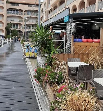 Les Iles D'or Au Port De Grand Climatise Apartament