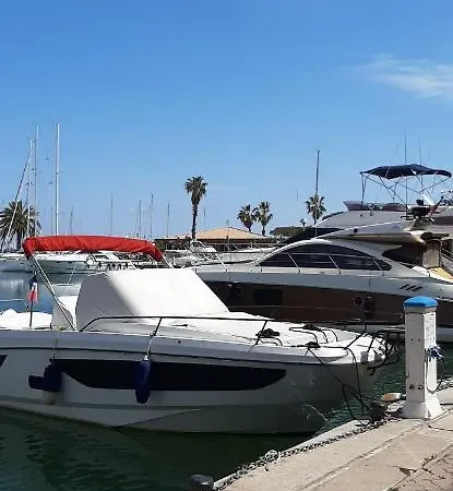 Les îles D'or Au Port De Grand Climatisé * Hyères