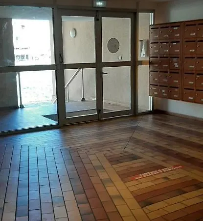 Les Iles D'or Au Port De Grand Climatise *