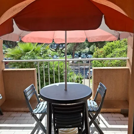 Les Iles D'or Au Port De Grand Climatise * Hyères